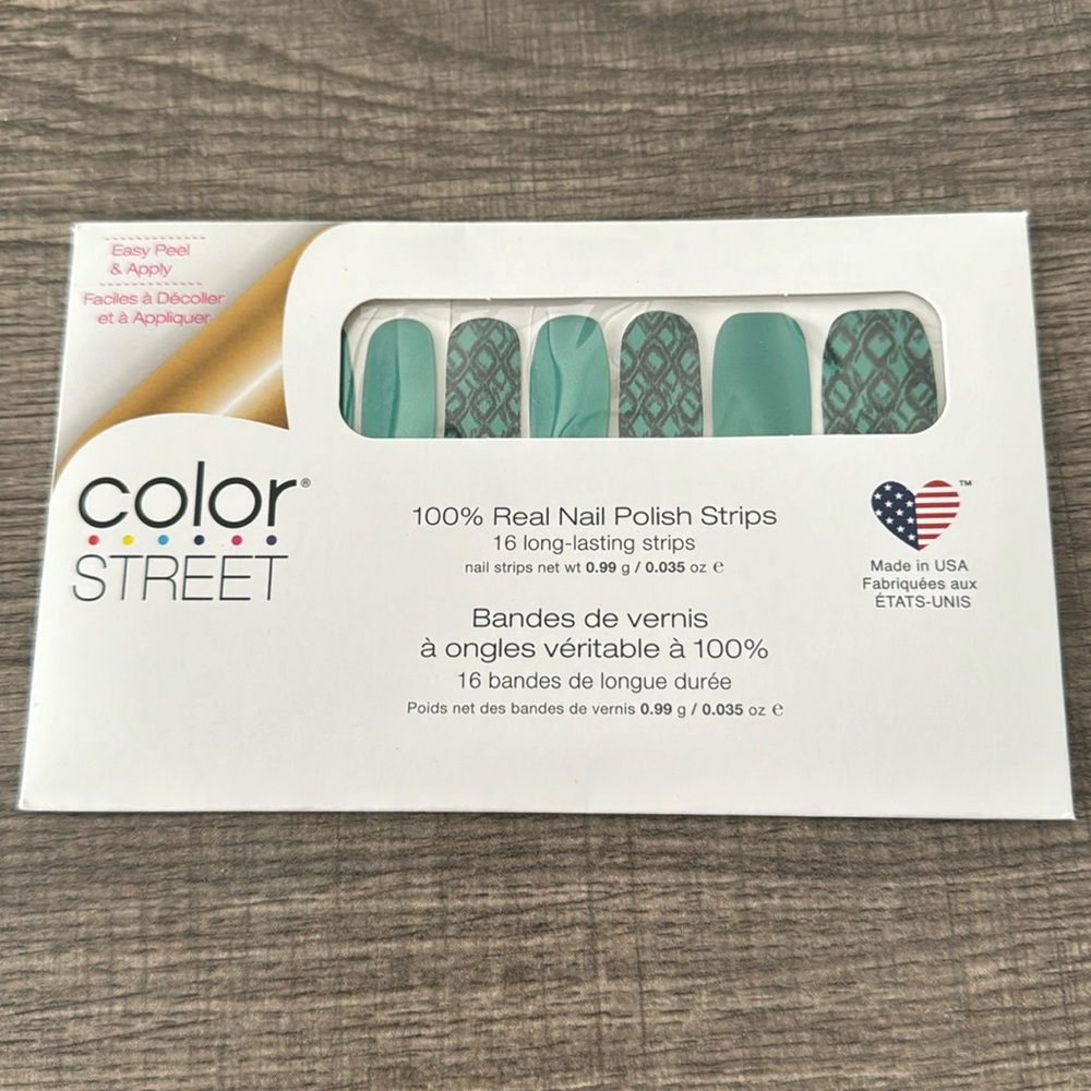 Color Street “Snake My Day” Nail Polish Strips